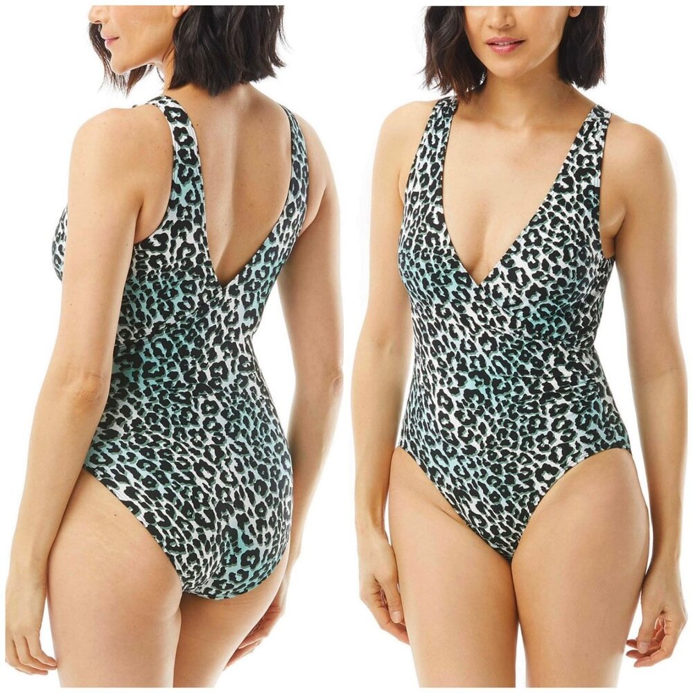 Carmen Marc Valvo Women's Surplice Neck Leopard One-Piece Swimsuit Size 4‎